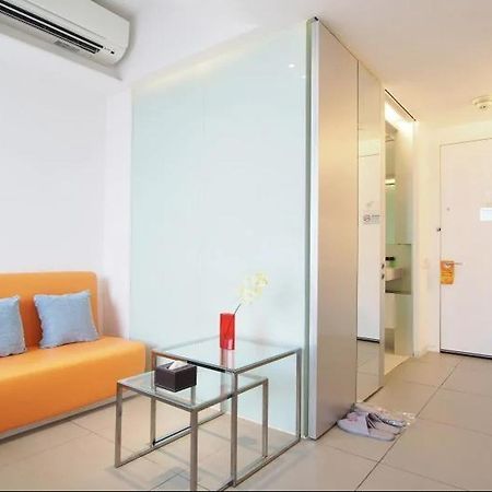 60 West Hotel Hong Kong Exterior photo