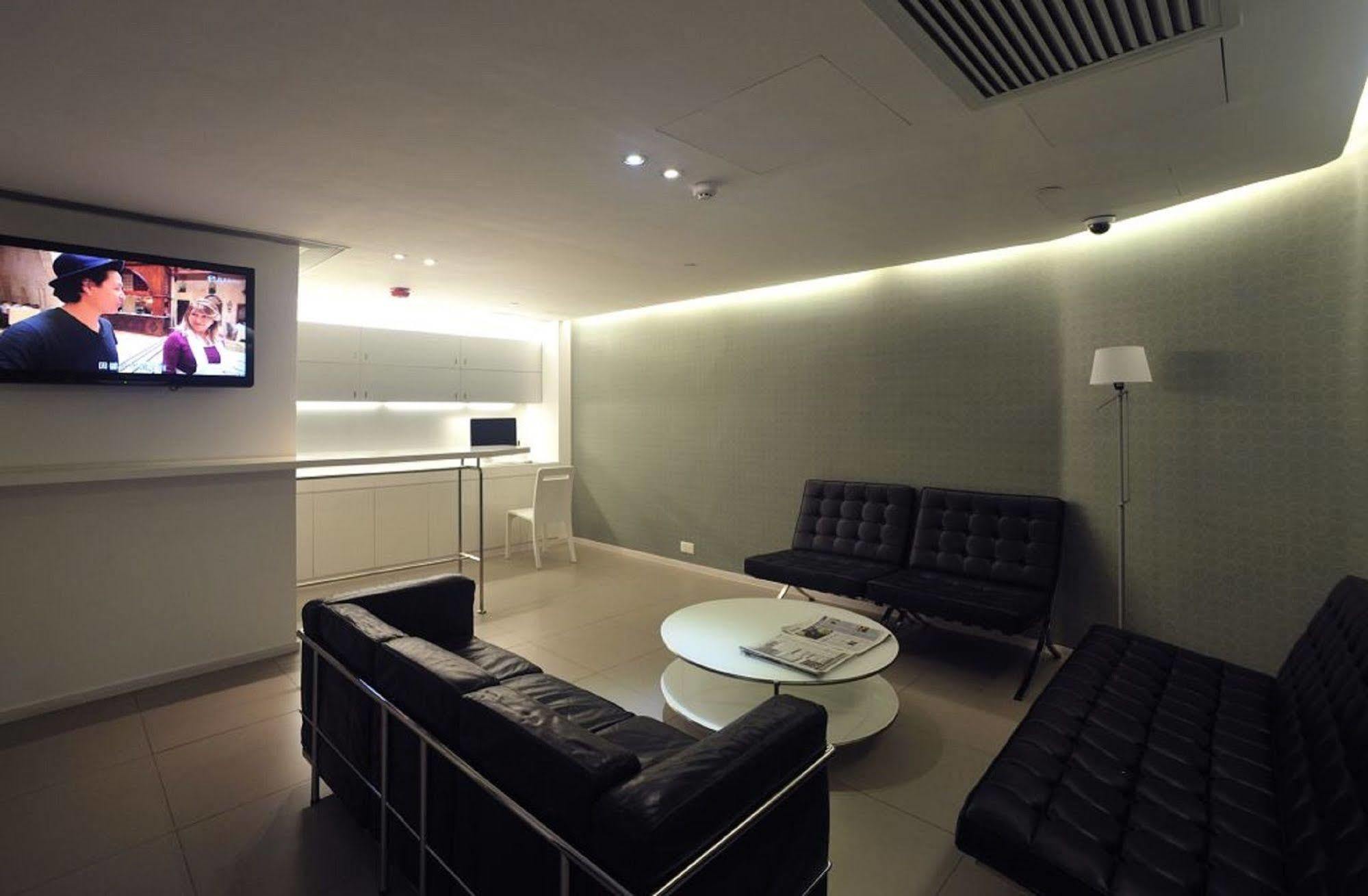 60 West Hotel Hong Kong Exterior photo